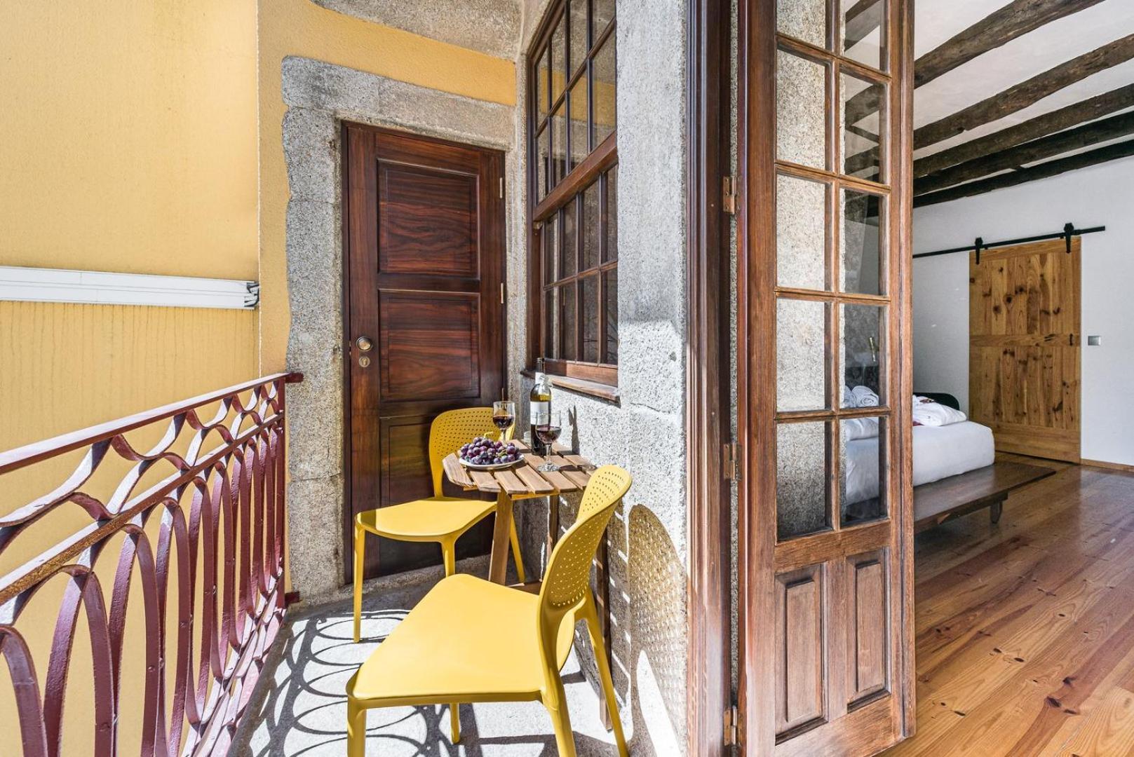 Guestready - Castlerock Pub Apartment Порто Екстериор снимка